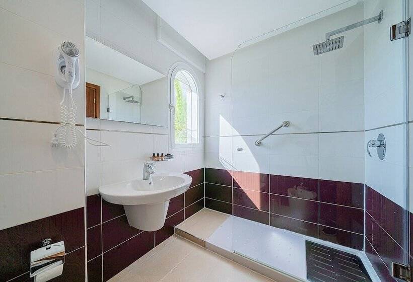 Apartamento 4 Quartos, Mnar Castle