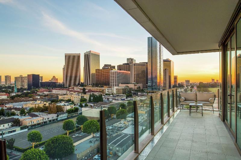 수피리어 스위트, Waldorf Astoria Beverly Hills