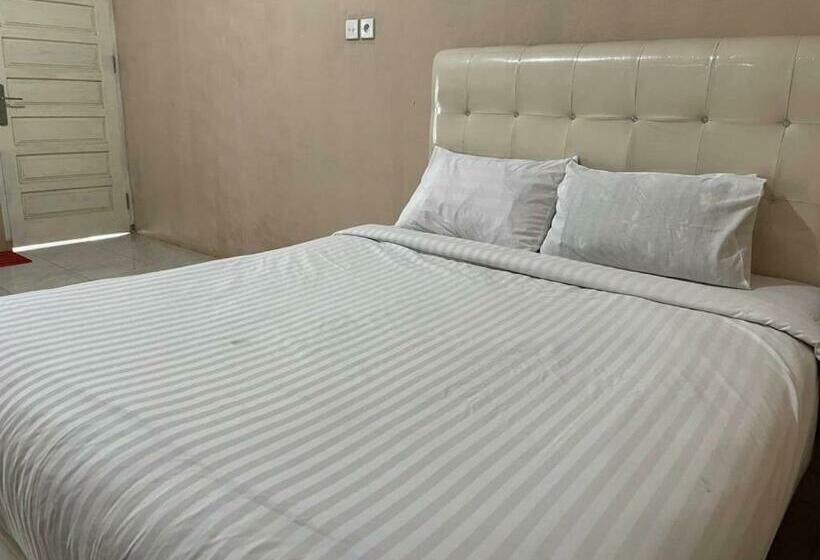 Люкс Повышенной Комфортности, Oyo 93033 Mutiara Homestay Syariah