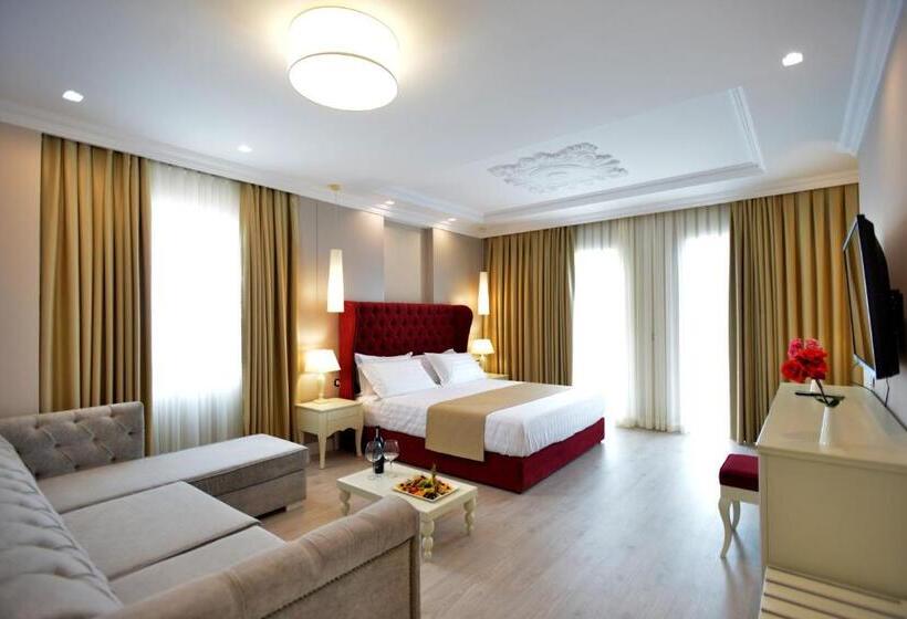 小型套房, Flower Hotels & Resorts