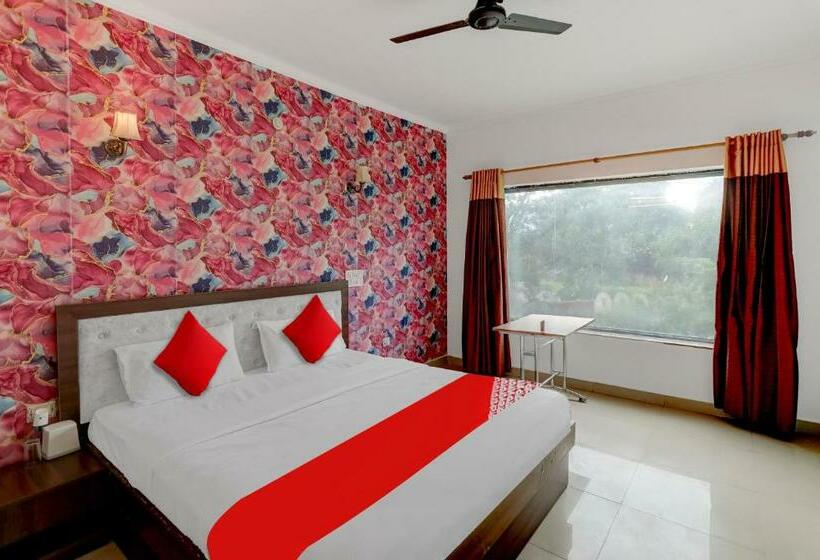 Трехместный Номер Классика, Oyo Flagship 81457 Hotel Bibo Hill View