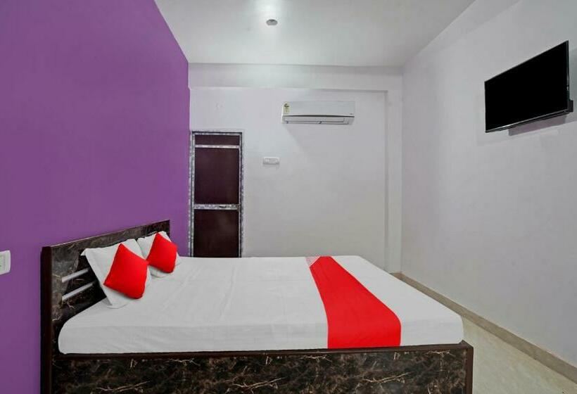 Трехместный Номер Классика, Oyo Flagship Hotel Sun City