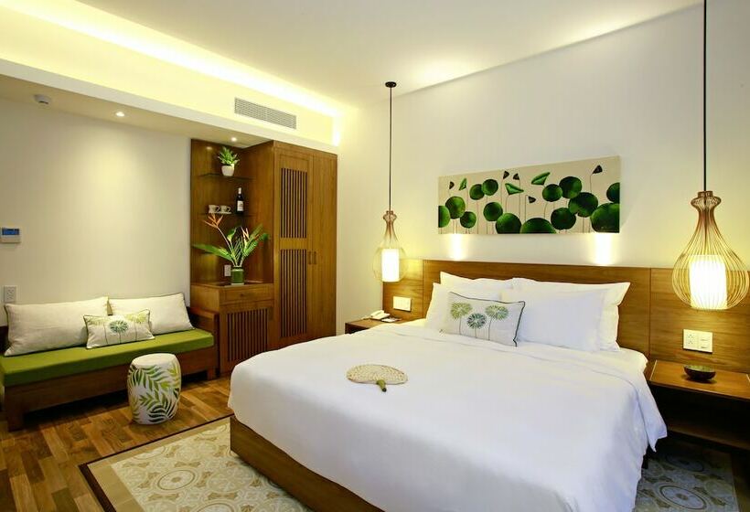 اتاق سوپریور با چشم‌انداز شهر, Lasenta Boutique Hotel Hoian