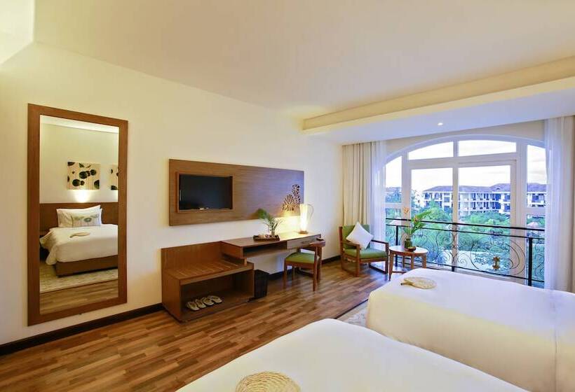 اتاق سوپریور با چشم‌انداز شهر, Lasenta Boutique Hotel Hoian