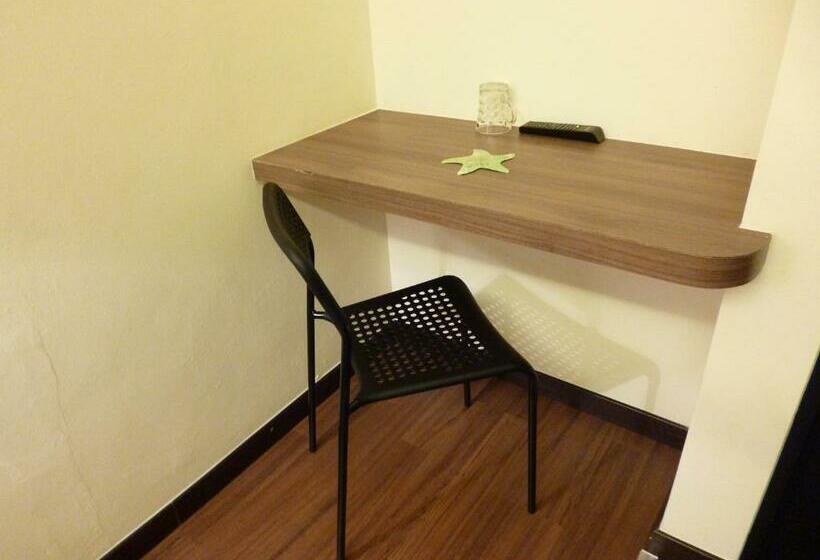 Номер Стандарт Индивидуальный, 9 Square Hotel   Bangi
