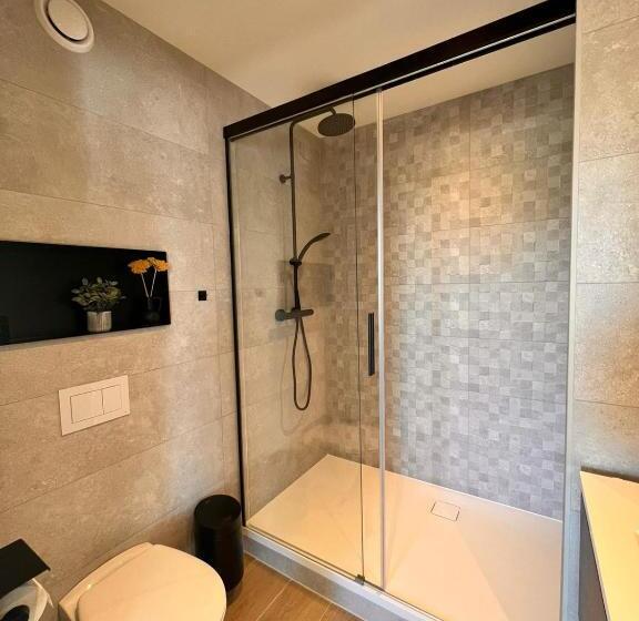 اتاق استاندارد, Inova Guesthouse