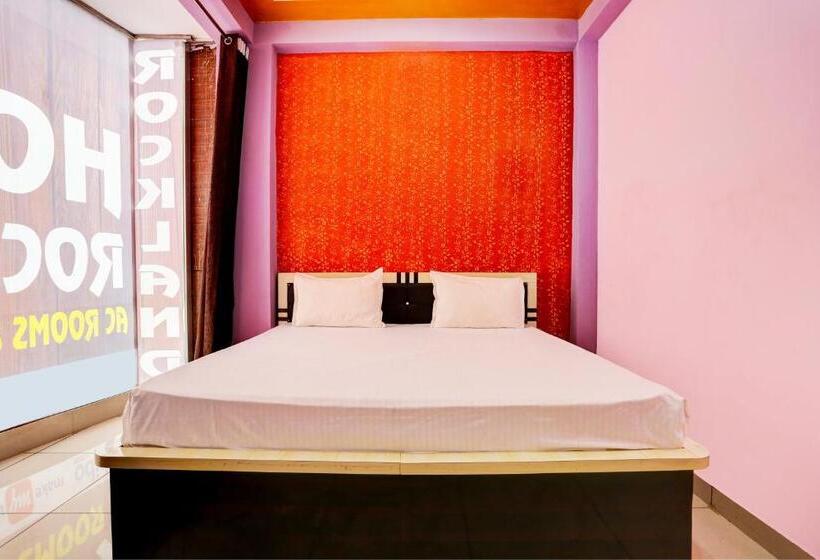 Трехместный Номер Классика, Oyo Hotel Rockland