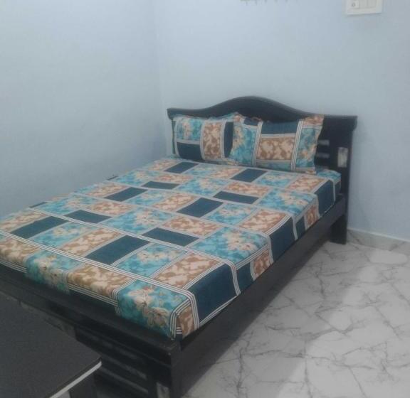 Трехместный Номер Классика, Oyo Hotel Vgs Lodge