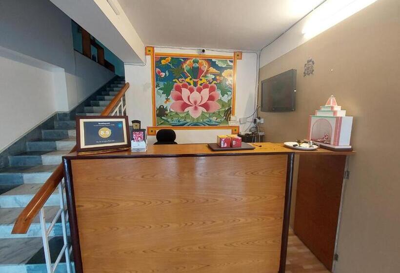 豪华房间, Norbulingka Retreat
