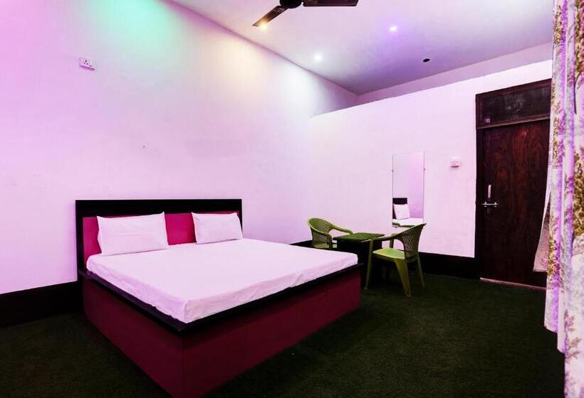 Трехместный Номер Классика, Spot On Unique Guesthouse And Restaurant