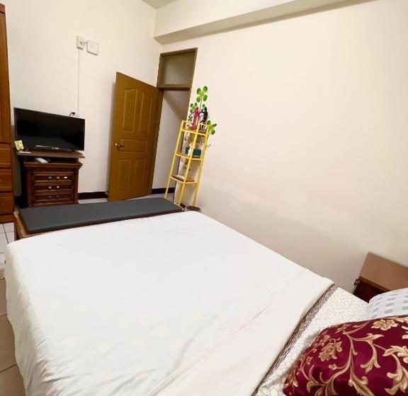 اتاق استاندارد, Jiajia Inn