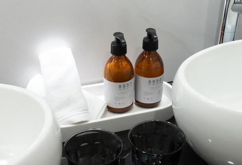 Люкс Deluxe Кровать Кинг, Lilases Boutique House & Garden