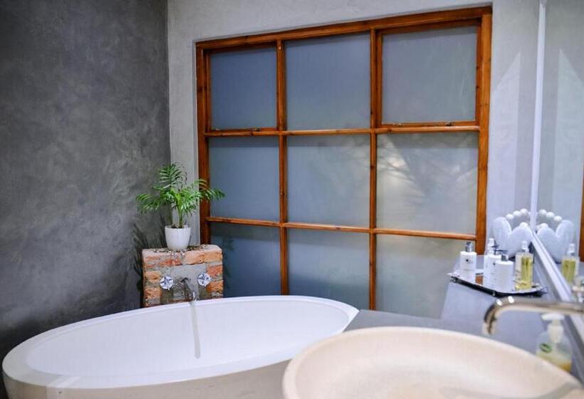 اتاق سوپریور, Two Fat Owls Guesthouse