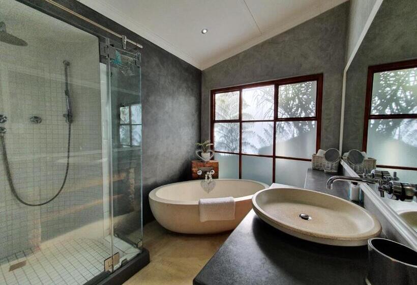 اتاق سوپریور, Two Fat Owls Guesthouse