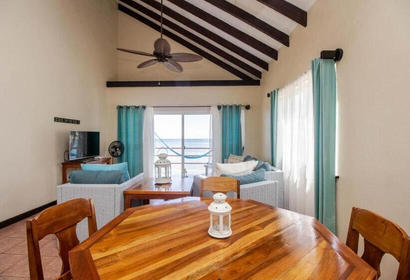جناح, Tres Cocos Resort