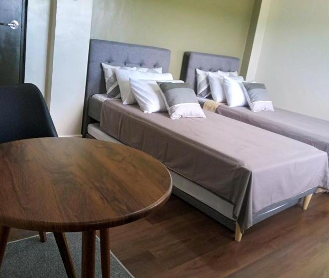 4인용 스탠다드 룸, A And G Lodge