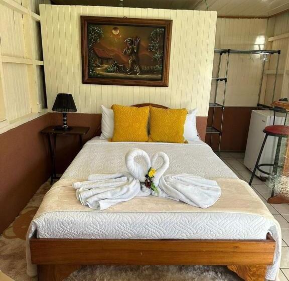 חדר סטנדרט, Tico Bed & Breakfast La Fortuna