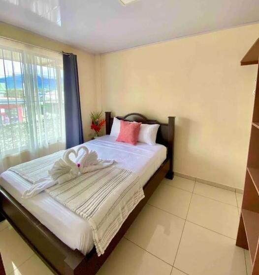 带2个卧室的公寓, Tico Bed & Breakfast La Fortuna