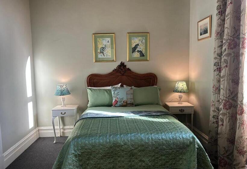 Номер Deluxe, Convent At Koroit