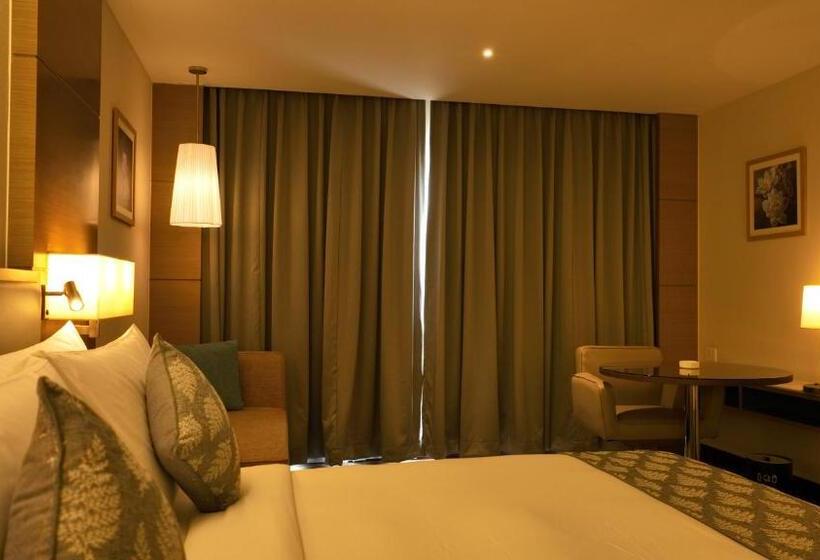 Номер Deluxe Кровать Кинг, Gokulam Grand Trivandrum