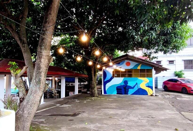 패밀리 룸, Leynes Taal Lake Resort And Hostel