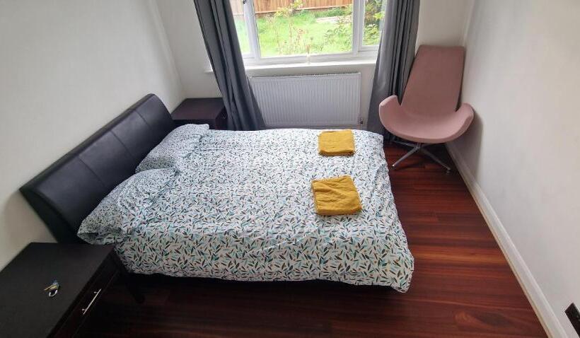 Номер Deluxe, Ritzs Place