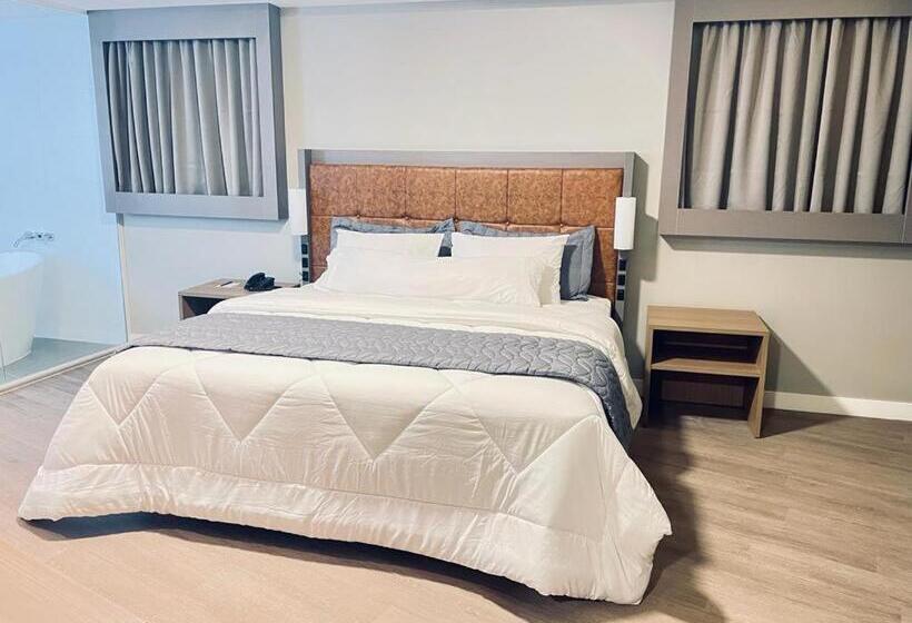 프레지덴셜 스위트, Caiuá Blumenau