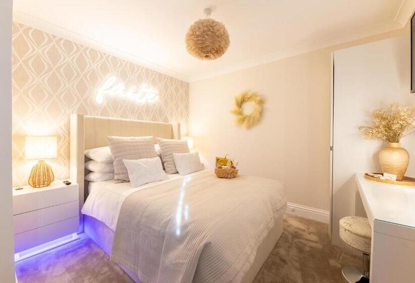 Номер Стандарт, The Koko Rooms