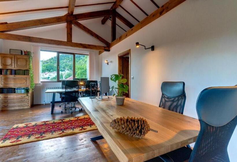 Дом 1 Спальня, The Pine Levochevo   Guesthouse And Coworking Space
