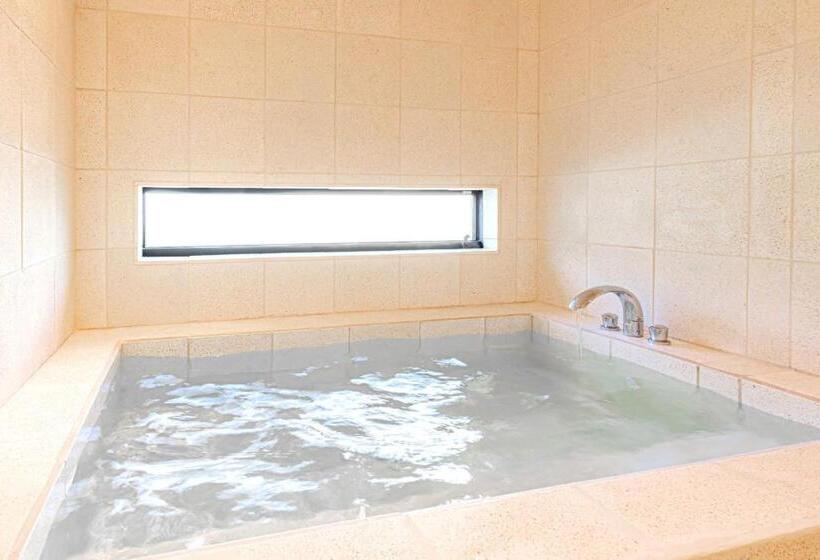 Вилла Deluxe 1 Спальня, Innocence Resort  In Chiba Resol