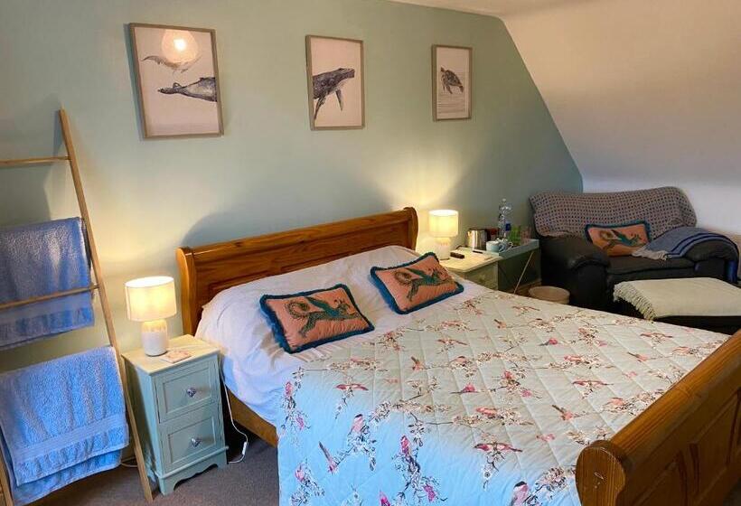 Номер Стандарт Двуспальная Кровать Вид на Парк, Number 2, Spacious Rooms, Near Ironbridge!