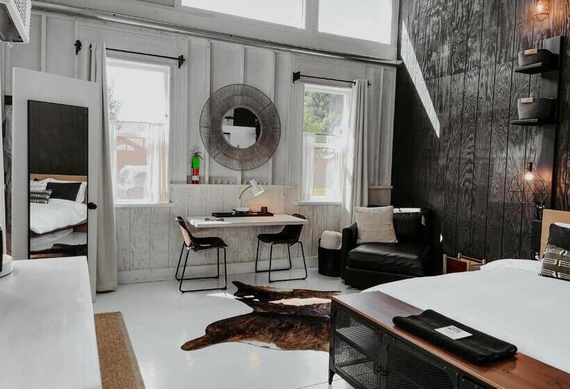 Студия Deluxe, Inn Santa Clara