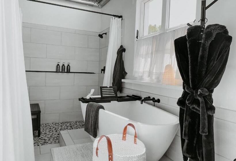 Студия Deluxe, Inn Santa Clara