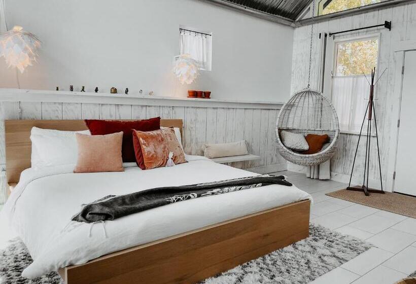 Студия Deluxe, Inn Santa Clara