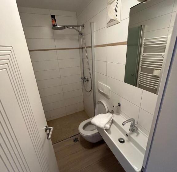 Номер Стандарт Индивидуальный, Austrian Motel Heiss