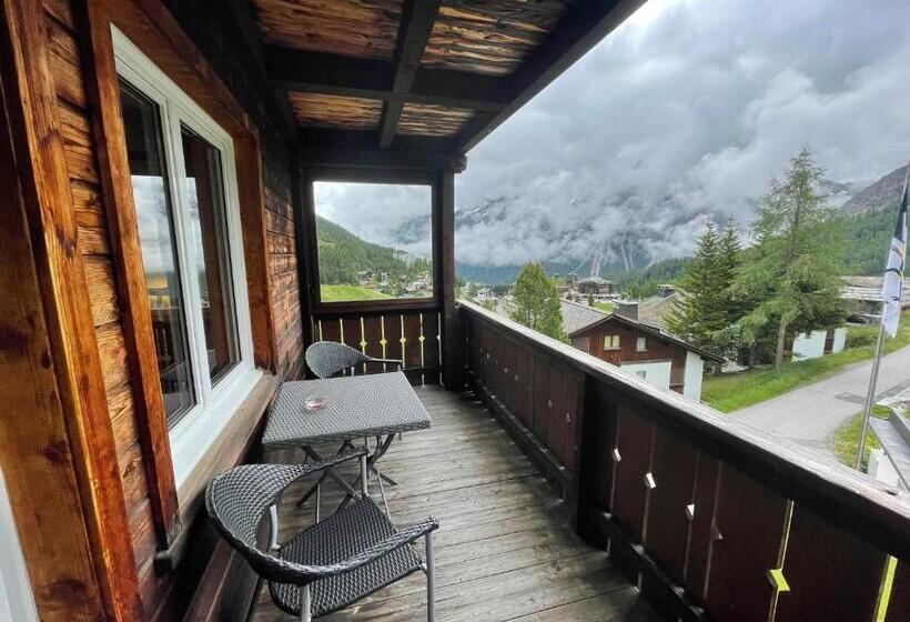 Номер Стандарт, Erzhorn
