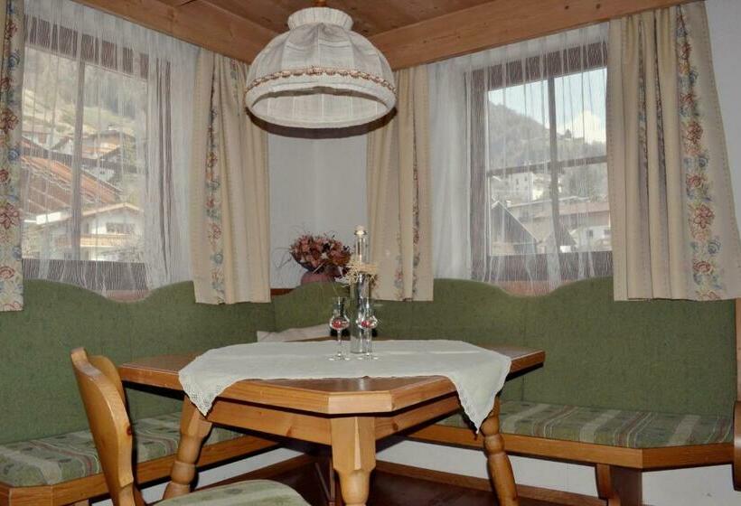 Номер Стандарт с Балконом, Stoanahof