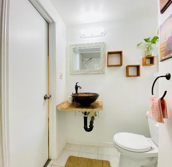 标准房带园景, Toronto Bed & Breakfast   Free Parking, Subway Access