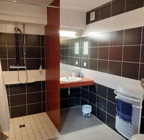 Номер Стандарт Адаптированный для Инвалидов, Auberge Des Colettes