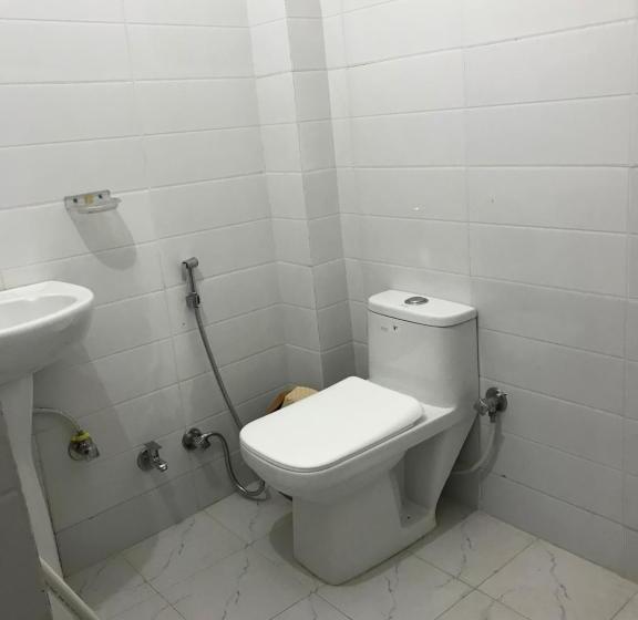 이코노미 룸, Blue Eye Hostel