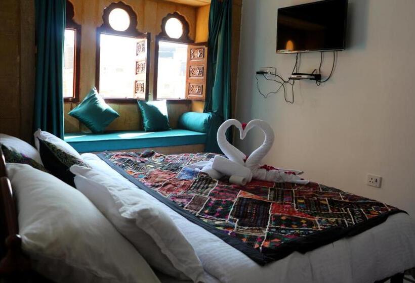 Номер Deluxe, Blue Eye Hostel