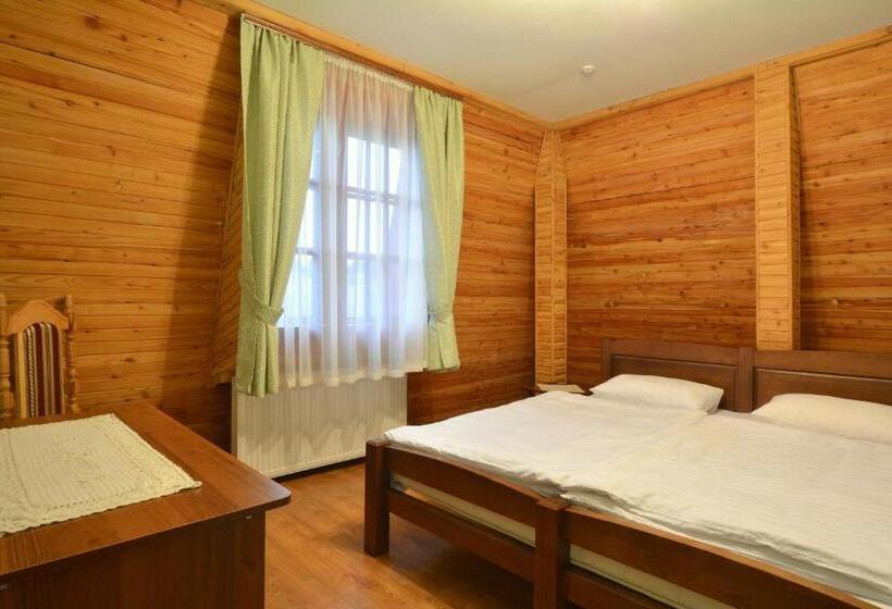 Семейный Номер Вид на Горы, Motel Karpaty
