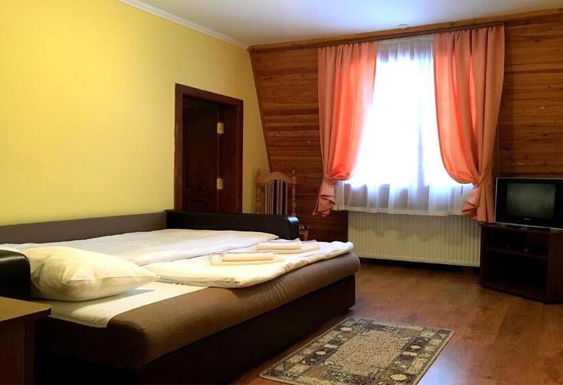 Семейный Номер Вид на Горы, Motel Karpaty