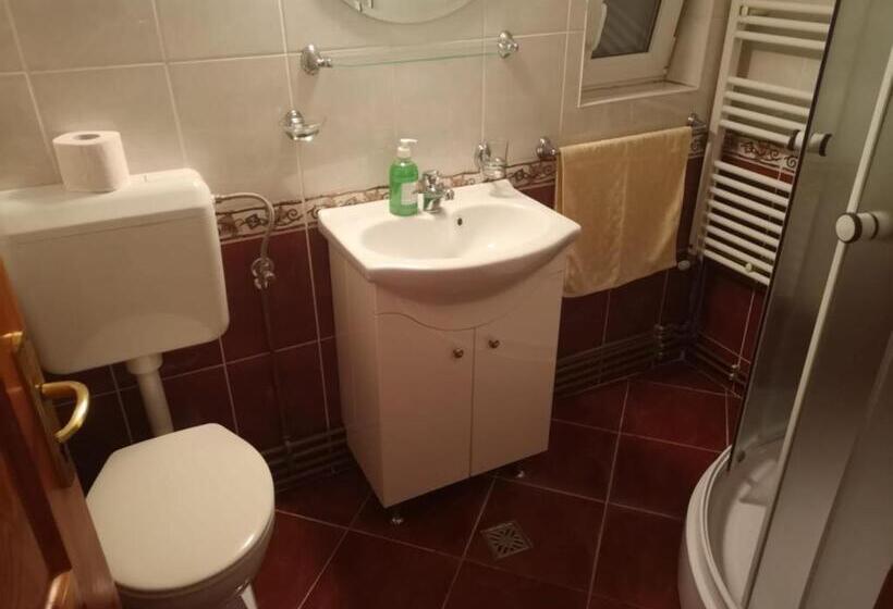 Дом 1 Спальня, Casa Piatra Craiului