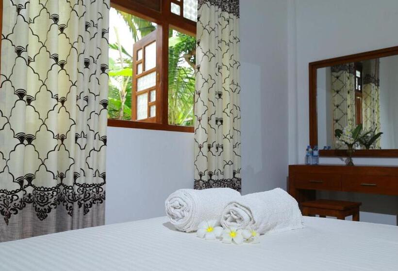 Номер Стандарт Трехместный, White Villa Koggala