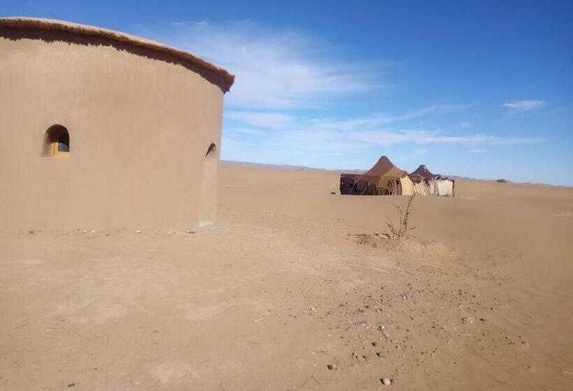 چادر با خدمات رفاهی استاندارد, Camp Iguidi Tours