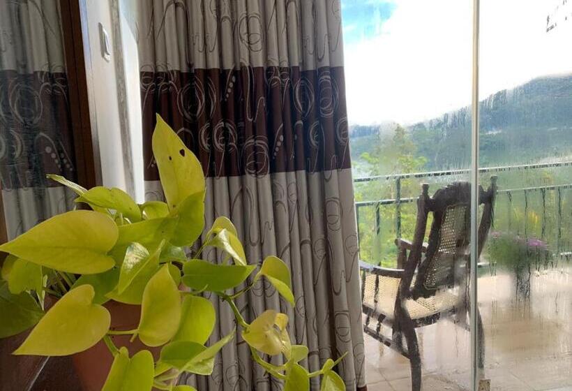 Семейный Номер Вид на Горы, The Station Lodge
