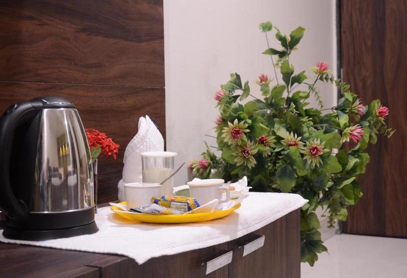 Трехместный Номер Deluxe, Vatika Inn
