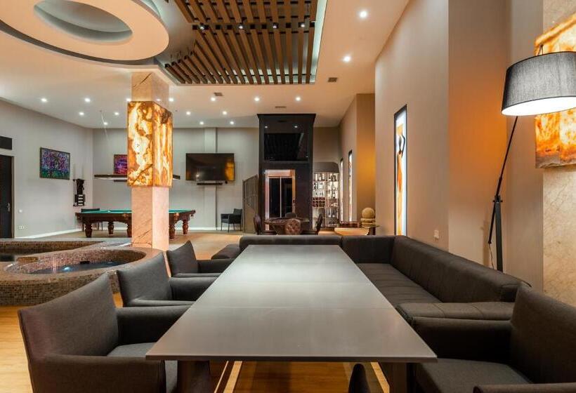デラックススイート, Soho Rooms Tbilisi