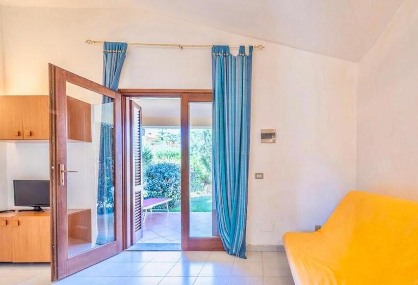 آپارتمان 2 خوابه, Iss Travel, Apartments In Via Torino   800 M From La Cinta Beach